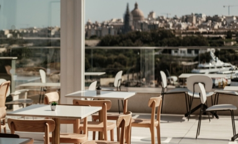 115 the strand hotel 5