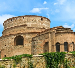 3 diena, Salonikai
