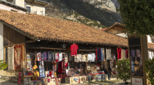 Kruja, turgus