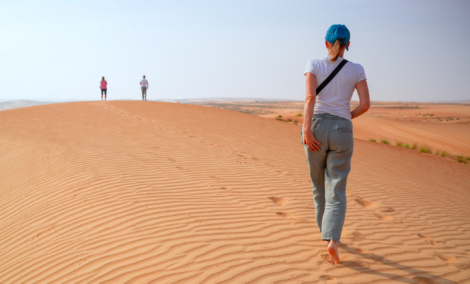 Wahiba Sands, moteris