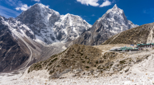 Lobuche East 4
