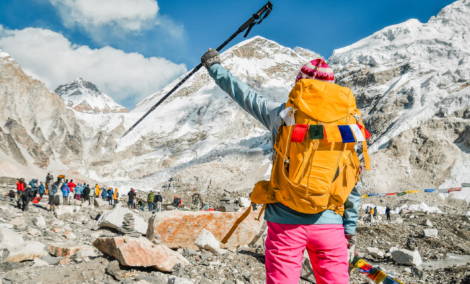 Everest base camp moteris