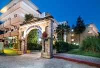 achousa hotel 7119