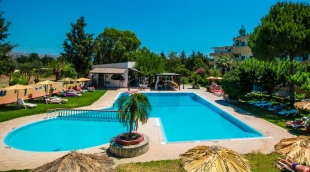 achousa hotel baseinas is virsaus 7114