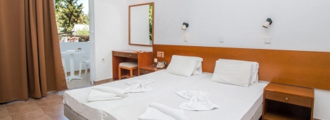 achousa hotel numeris 7117
