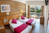 agla hotel kambarys twin 3604