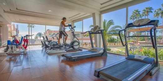 al moggar garden beach sporto klubas 13930