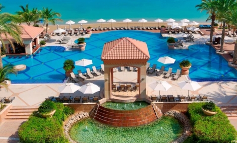 AL RAHA BEACH HOTEL, baseinas