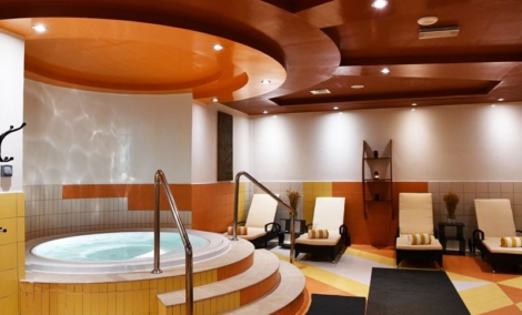 AL RAHA BEACH HOTEL SPA