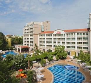 Alba Hotel baseinas