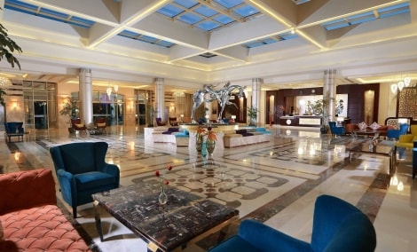 Albatros White Beach Resort vestibiulis