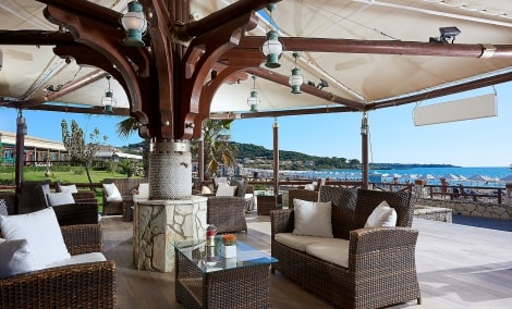 Aldemar Olympian Village Beach Resort baras