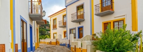 algarve spalvoti pastatai