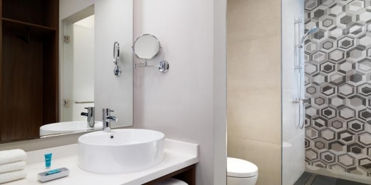 aloft meaisam dubai vonia 16127