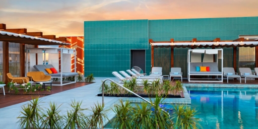 Aloft Playa del Carmen saules terasa