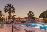 Ammes Hotel & Apartments baseinas