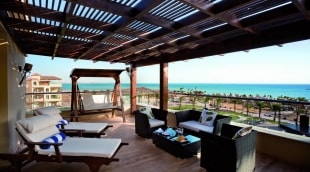 AMWAJ BLUE BEACH RESORT & SPA terasa