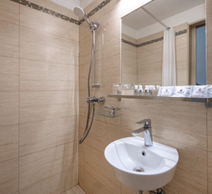 andrassy thai hotel1