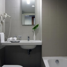 Angela Suites & Lobby vonia