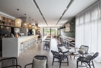 aqua hotel bertran park baras 7603