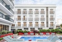 aqua hotel bertran park baseinas 7607