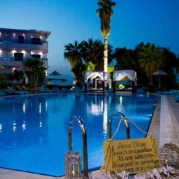 area blue beach apartments 10639