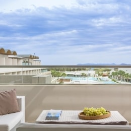 avra imperial hotel balkonas 14560