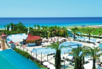 Aydinbey Famous Resort aplinka