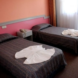 aymes hotel 10035