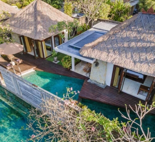 Villa Pool Access2 1