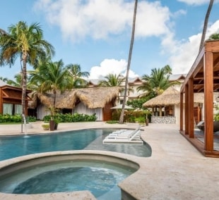 be live collection punta cana baseinas2