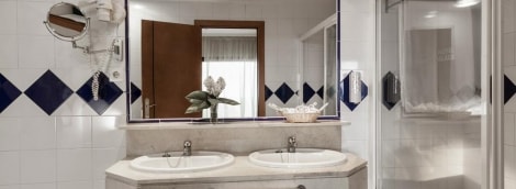 be live experience vonios kambarys
