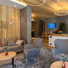 Bepy (3*), lobby