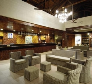  Berjaya Beau Vallon Bay Resort  Seiseliai