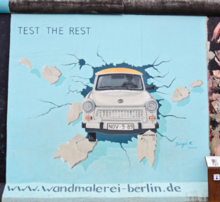 berlyno sienos menas