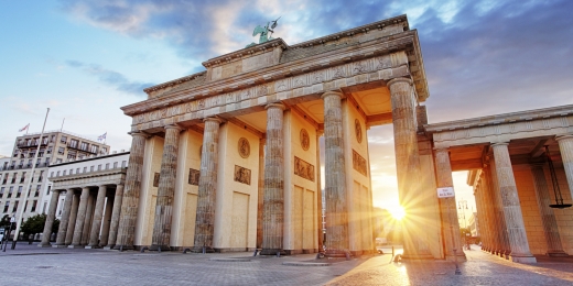 Brandenburg gate berlin 2249