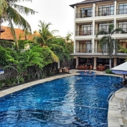 Best Western Resort Kuta baseinas