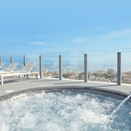 Bg Tonga Design & Suites Tower stogas