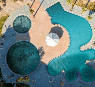 blue beach baseinai