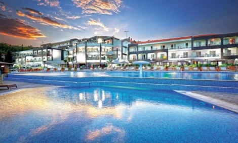 Blue Dream Palace Tasas