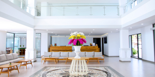 Bo Bien Vang, lobby