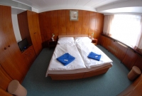 botel