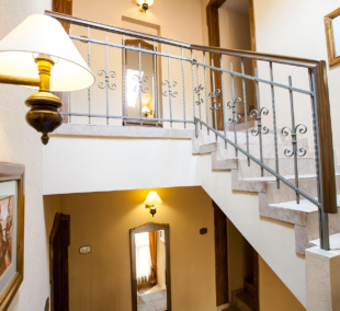 Brasov Hotel Bella Muzica laiptine