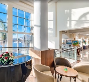 cavalieri art hotel lobby 13708