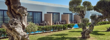 Cavo Orient Beach Hotel & Suites 6