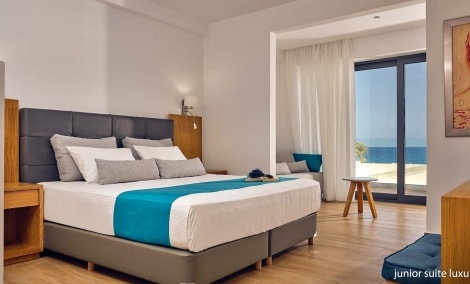 CAVO ORIENT BEACH HOTEL & SUITES numeris