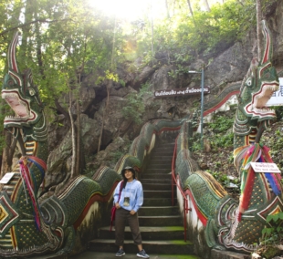 Muang On cave
