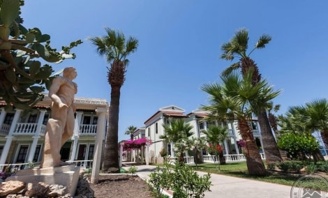 club tarhan serenity viesbutis