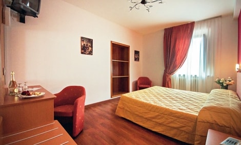 hotel villa paradiso village kambarys 11752