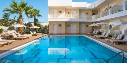 Cooee Lavris Hotels & Spa baseinas